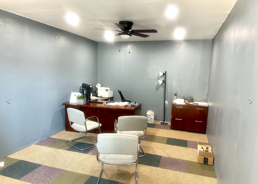 More Photos Of 2342 North Expressway, Griffin Auto Repair For Sale