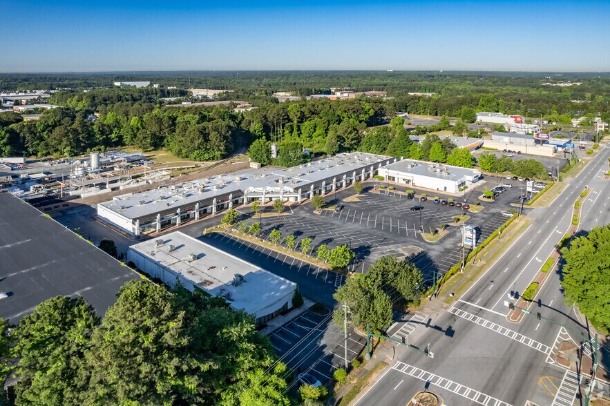 More Photos Of 1331-1393 Mt Zion Rd, Morrow Unknown For Lease