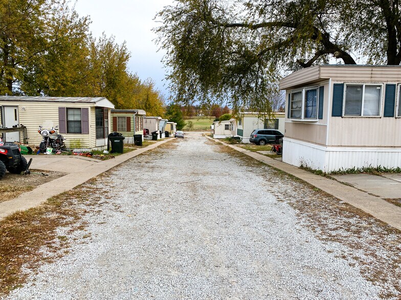 More Photos Of 1405 26th St, Auburn Manufactured Housing Mobile Home Park For Sale