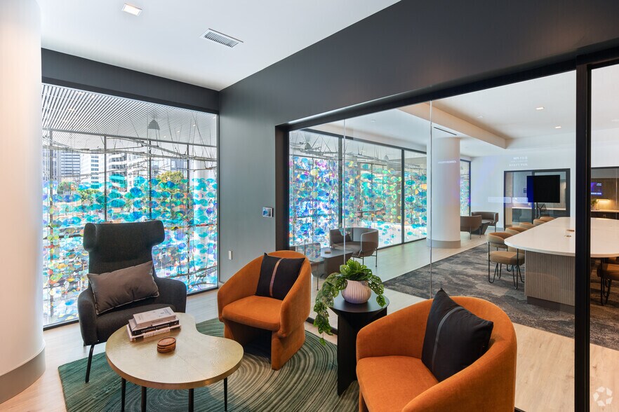 More Photos Of 300 24th St, Oakland Multifamily For Sale