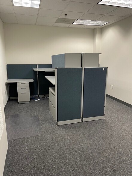 More Photos Of 100 Cummings Ctr, Beverly Coworking Space