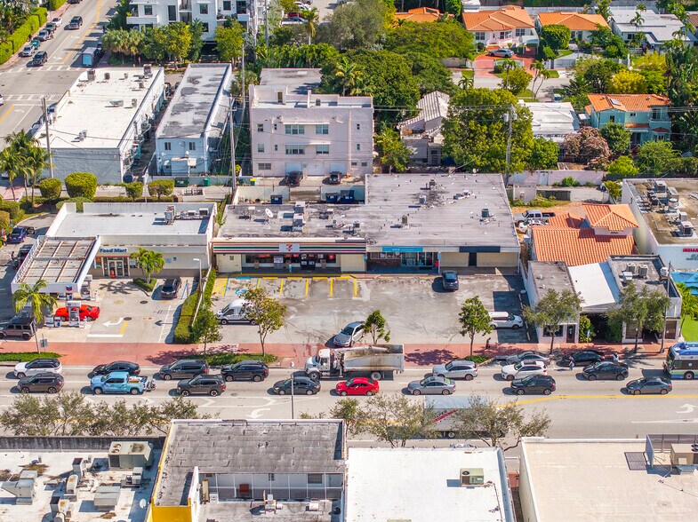 More Photos Of 1445 Alton Rd, Miami Beach General Retail For Lease