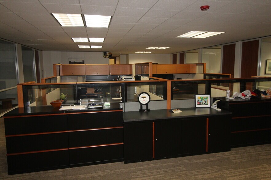 More Photos Of 3000 Briarcrest Dr, Bryan Office For Lease
