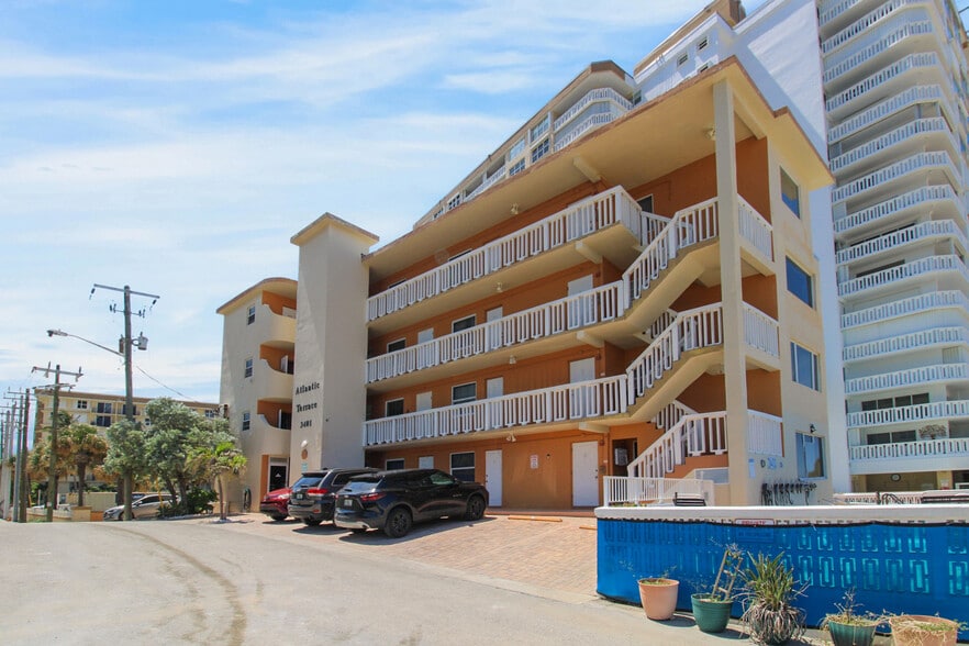 More Photos Of 3401 NE 10th St, Pompano Beach Hotel For Sale