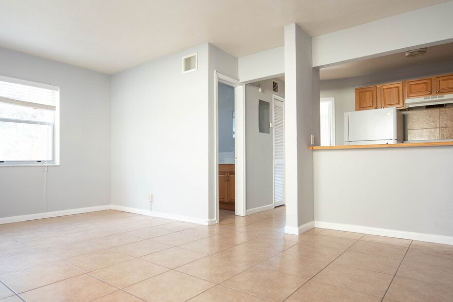 More Photos Of 2130 Avenue S, Riviera Beach Apartments For Sale