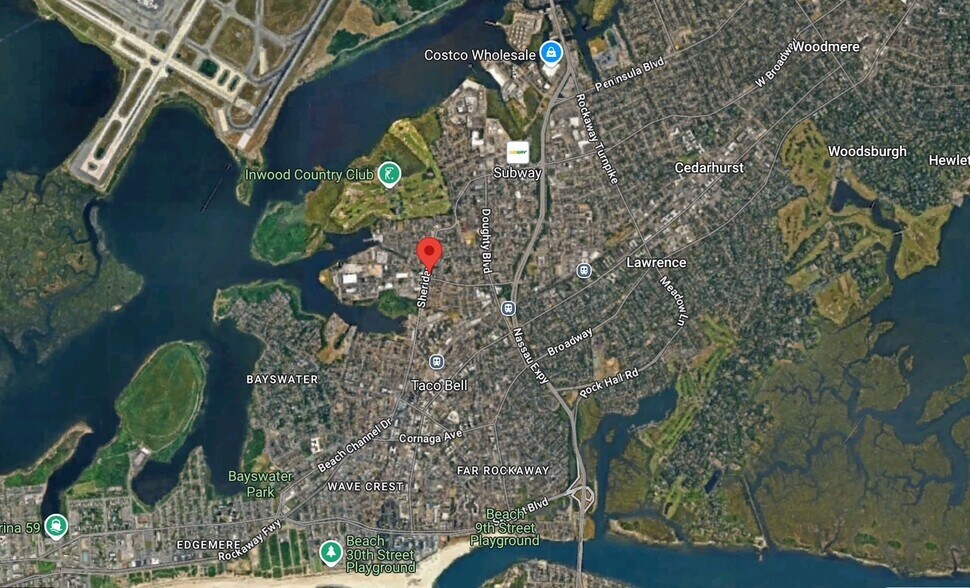 More Photos Of 130 Sheridan Blvd, Inwood Warehouse For Sale