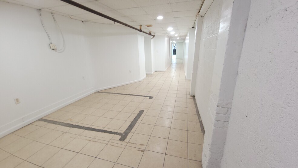 More Photos Of 39 Henry St, New York Apartments For Lease