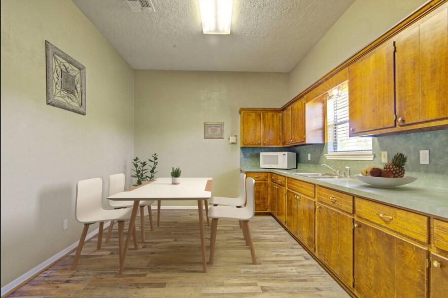 More Photos Of , Dayton Unknown For Sale