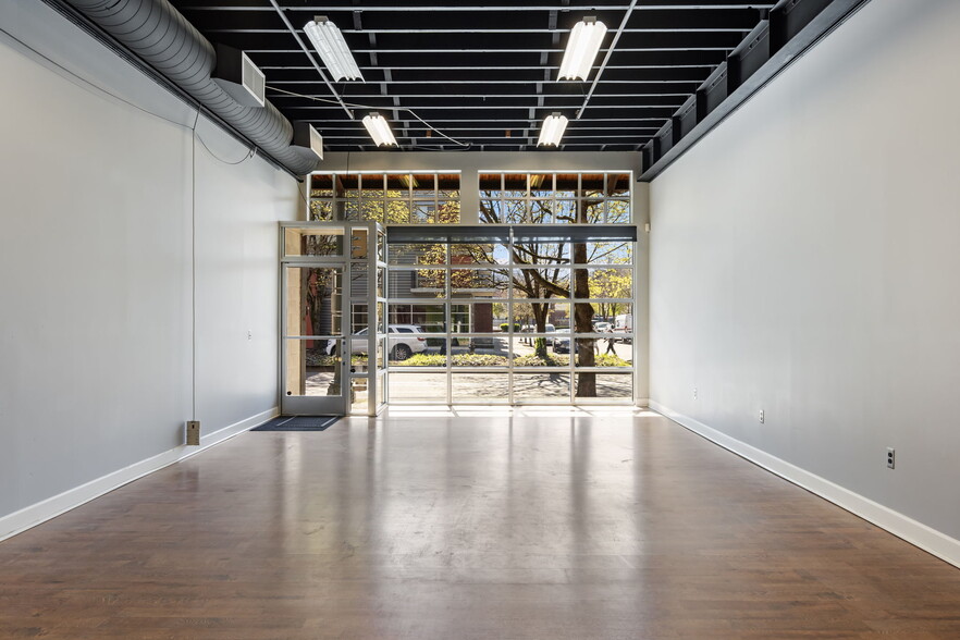 More Photos Of 600 NW Naito Pkwy, Portland General Retail For Sale