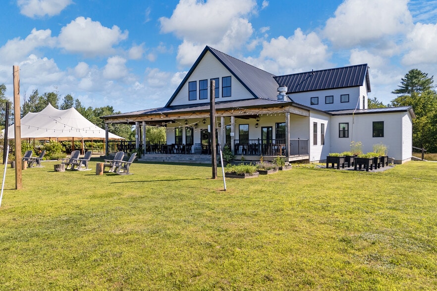 More Photos Of 10 Leeds Junction Rd, Leeds Winery Vineyard For Sale