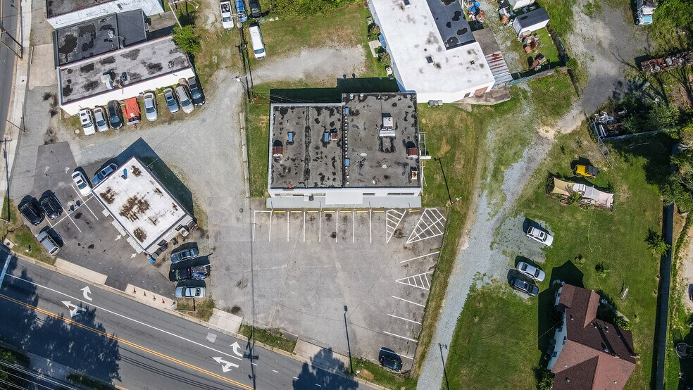 More Photos Of 611 Huffine Mill Rd, Greensboro Freestanding For Sale