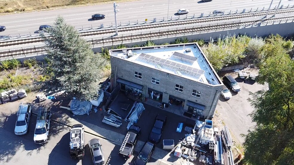 More Photos Of 5014 SW 208th St, Lynnwood Warehouse For Lease