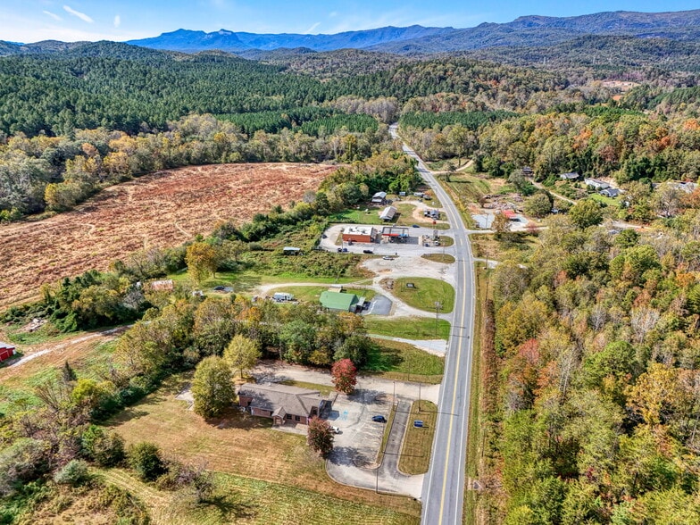 More Photos Of 4033 Geer Hwy, Cleveland General Retail For Sale