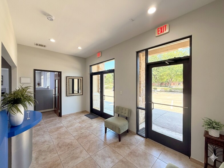 More Photos Of 4512 Legacy Dr, Plano Medical For Lease