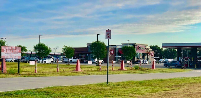 More Photos Of 16131 E Skelly Dr, Tulsa Land For Sale