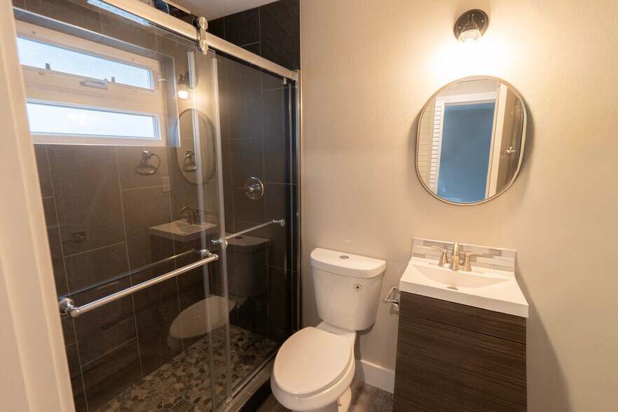 More Photos Of 3035 64th Ave SW, Seattle Apartments For Sale
