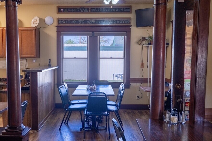More Photos Of 507 W Wisconsin St, Sparta Flex For Sale