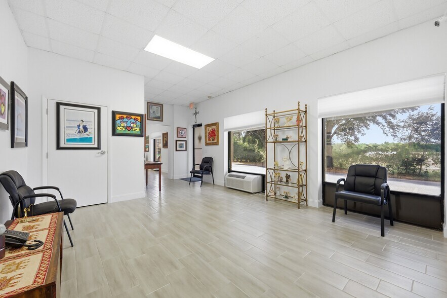 More Photos Of 30924 Suneagle Dr, Mount Dora Warehouse For Sale