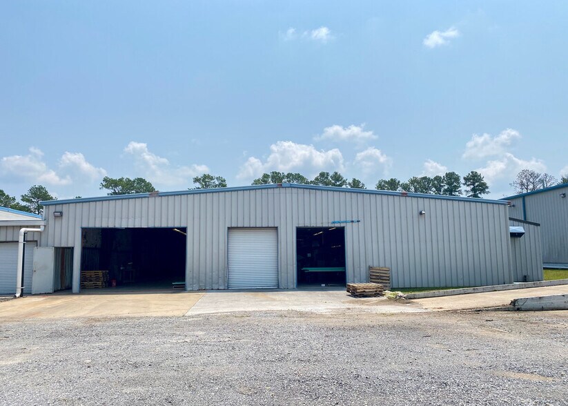 More Photos Of 6607 Mountain View Rd, Ooltewah Warehouse For Lease