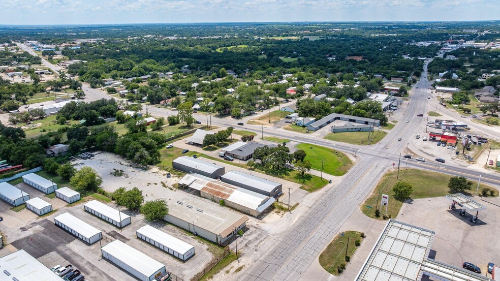 More Photos Of 1208 E Washington St, Stephenville Industrial For Sale