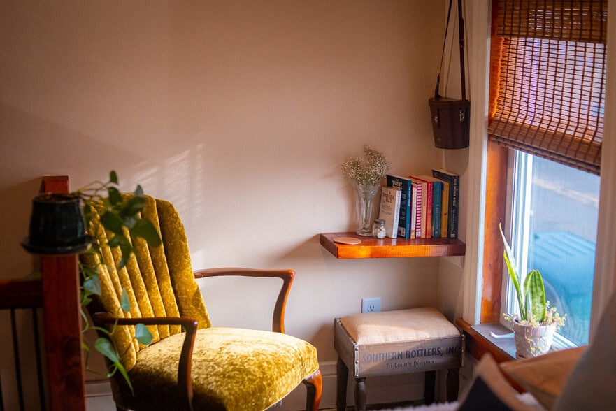 More Photos Of 127 N Main St, Amherst Storefront Retail Residential For Sale