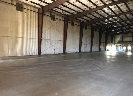More Photos Of 347 Witt St, Louisa Warehouse For Lease