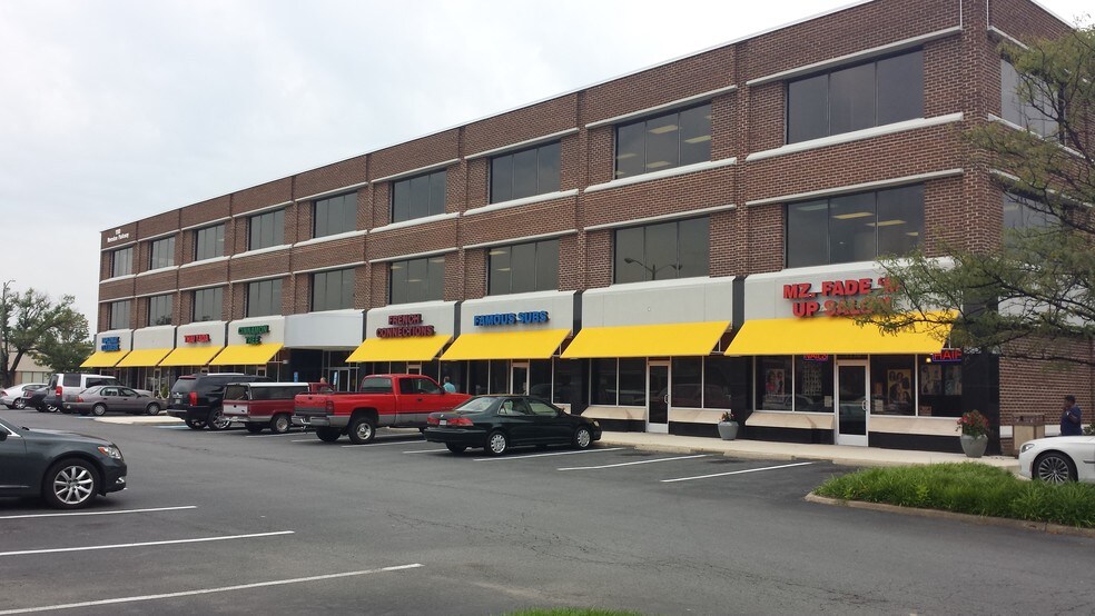 More Photos Of 1110-1118 Herndon Pky, Herndon Office For Lease