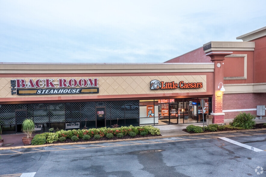 More Photos Of 1410-1466 Rock Springs Rd, Apopka Storefront For Lease