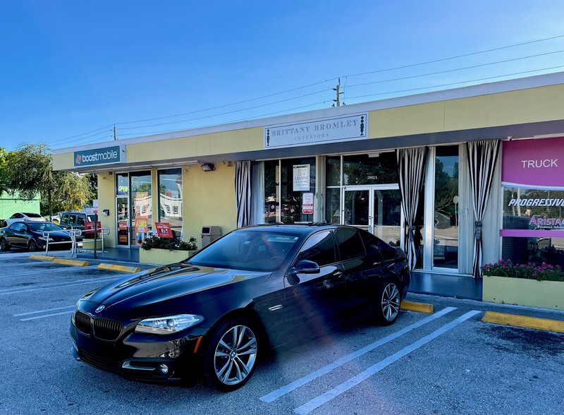 Primary Photo Of 5900-5904 S Dixie Hwy, West Palm Beach Storefront Retail Office For Lease