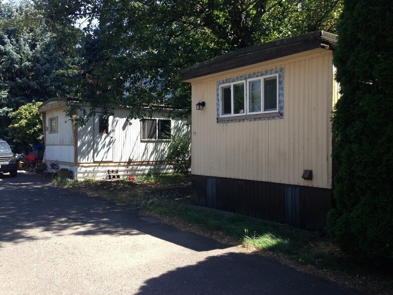 More Photos Of 965 NE Forest Ln, Cascade Locks Manufactured Housing Mobile Home Park For Sale