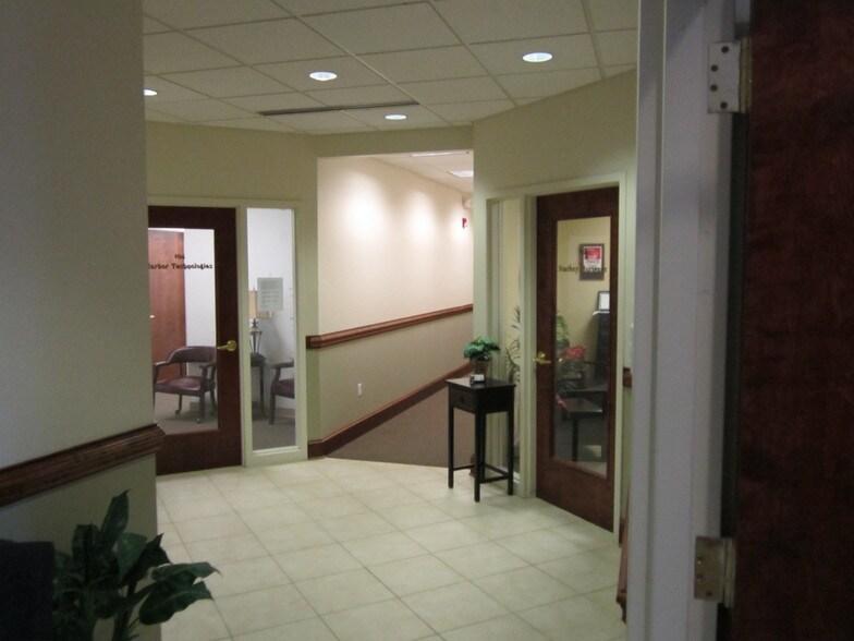 More Photos Of 114 Morlake Dr, Mooresville Medical For Lease