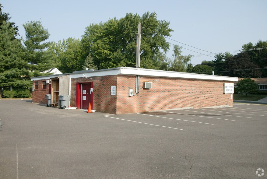 More Photos Of 96 Alden Ave, Enfield Freestanding For Lease