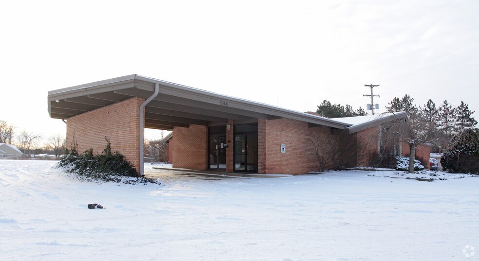 More Photos Of 10441 Shaver Rd, Portage Religious Facility For Lease