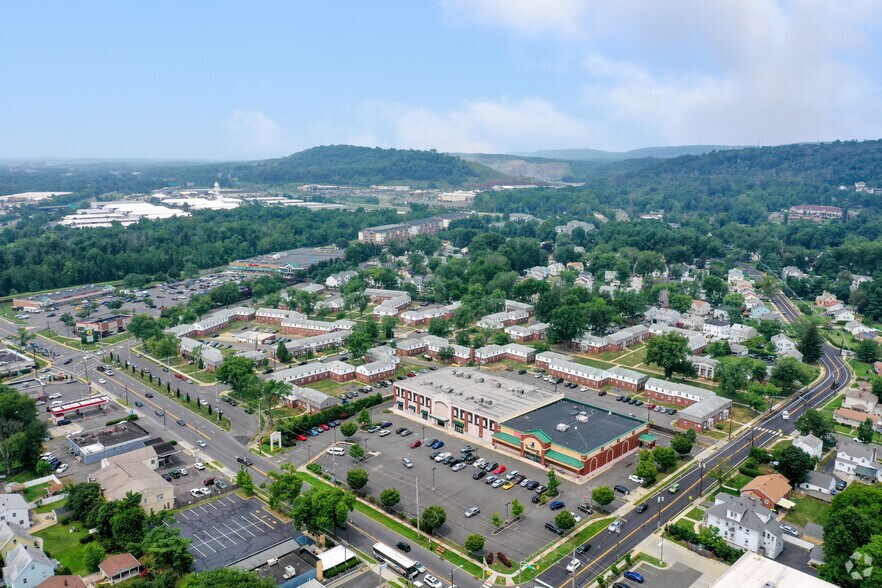 More Photos Of 509-513 W Union Ave, Bound Brook Freestanding For Lease