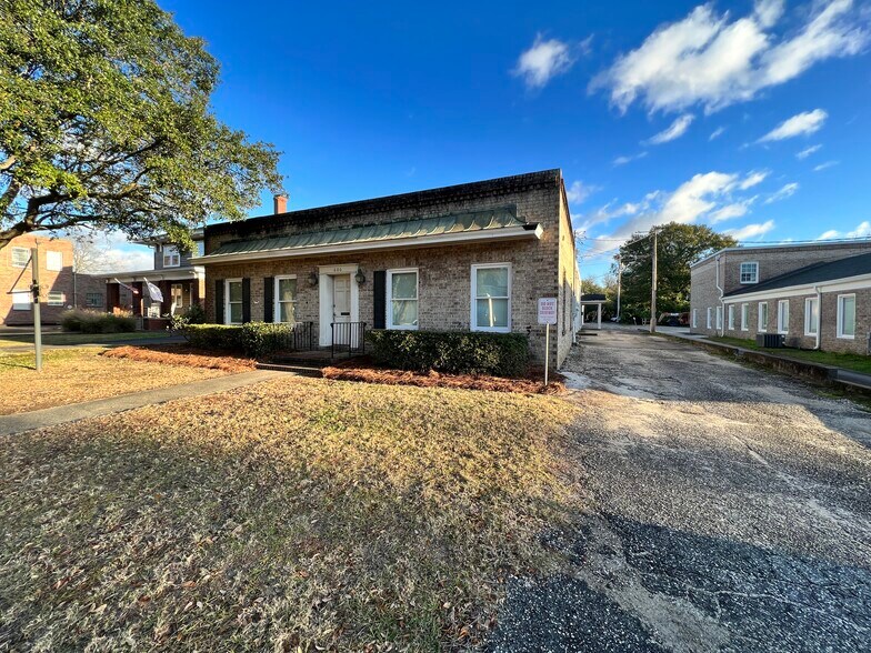 More Photos Of 606 Front St, Georgetown Office For Lease
