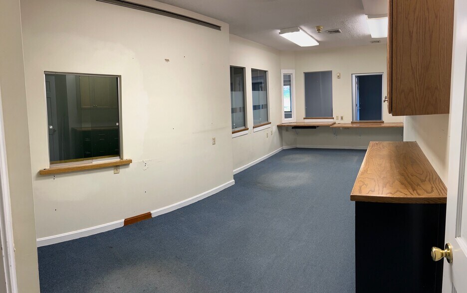 More Photos Of 171 Pleasant St, Concord Medical For Lease