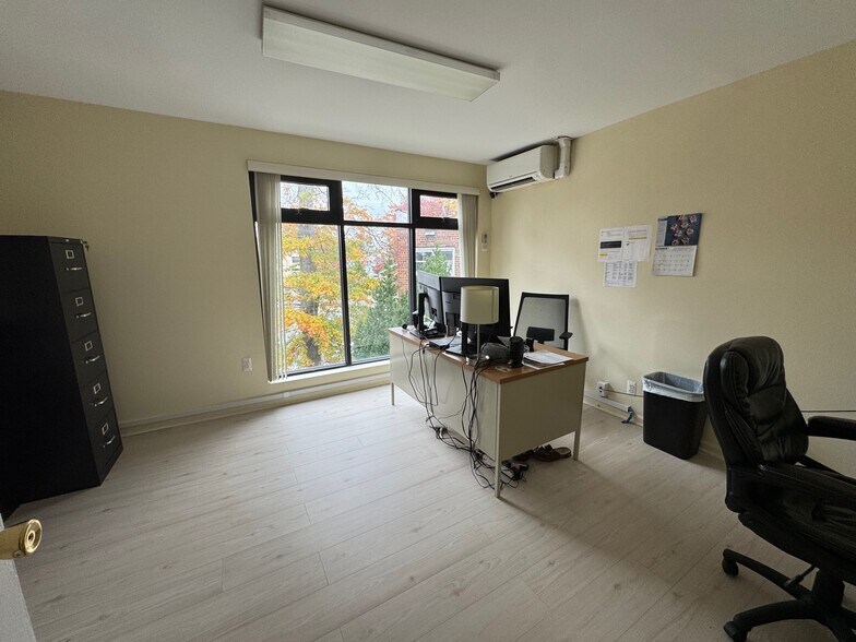 More Photos Of 2518 Francis Lewis Blvd, Flushing Office For Lease