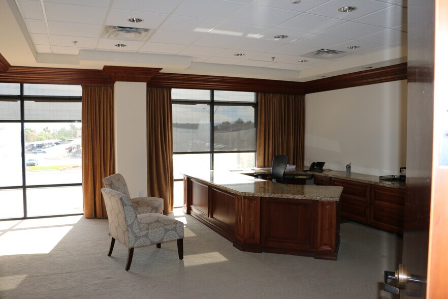 More Photos Of 7900 W Sahara Ave, Las Vegas Medical For Lease