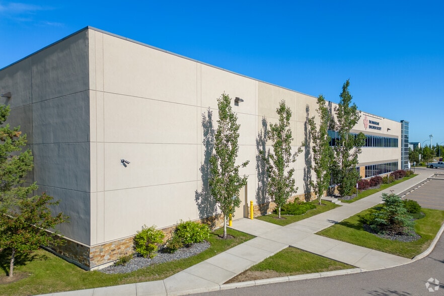 More Photos Of 3675 63rd Ave NE, Calgary Warehouse For Lease