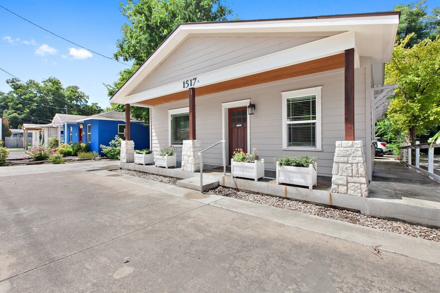 Primary Photo Of 1517 W Koenig Ln, Austin Office For Lease