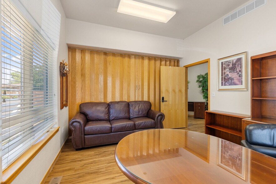 More Photos Of 1714 Duchess Dr, Longmont Office For Lease