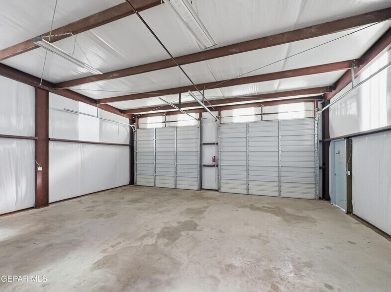 More Photos Of 2201 Texas Ave, El Paso Warehouse For Sale