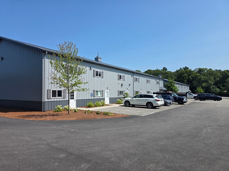 More Photos Of 1332 Main St, Osterville Industrial For Lease