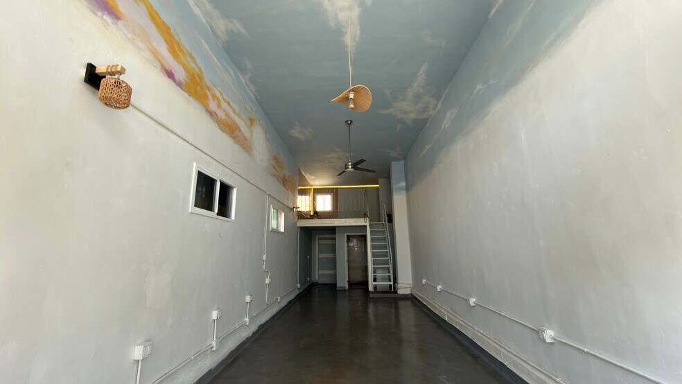 More Photos Of 5329 Fairfax Ave, Oakland Storefront For Lease