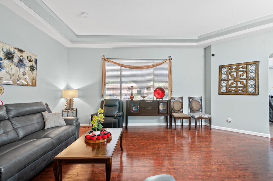 More Photos Of 9473 Heathman Way, Elk Grove Assisted Living For Sale