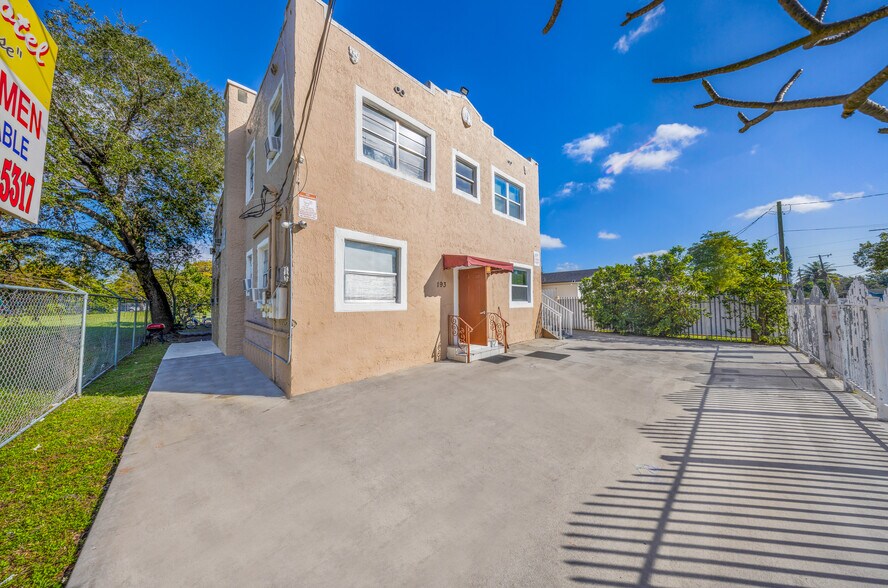 More Photos Of 193 NW 58th St, Miami Apartments For Sale