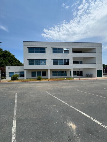 More Photos Of 55 1st St, Lakeport Medical For Sale