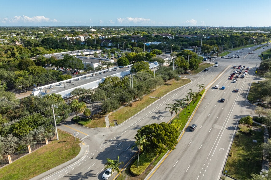 More Photos Of 8901-8933 W Oakland Park Blvd, Sunrise Unknown For Lease