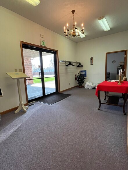 More Photos Of 223 Main St, Elwood Religious Facility For Sale