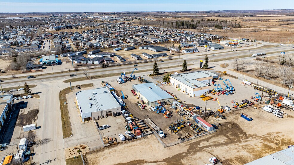 More Photos Of 7895 50 Av, Red Deer Warehouse For Sale